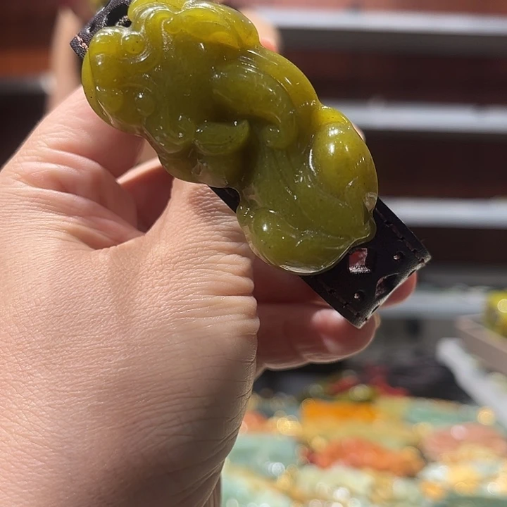 岫玉未镶嵌毛衣链