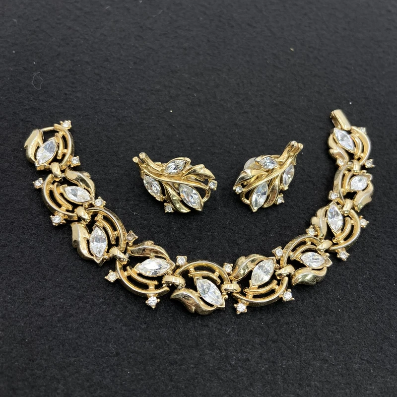 合金仿水晶手链 【Liz璇子】Trifari莱茵石素金花手链套装H48710无