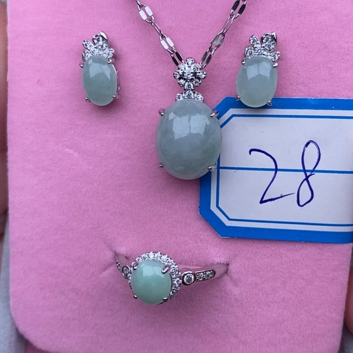 未镶嵌戒指翡翠缅甸