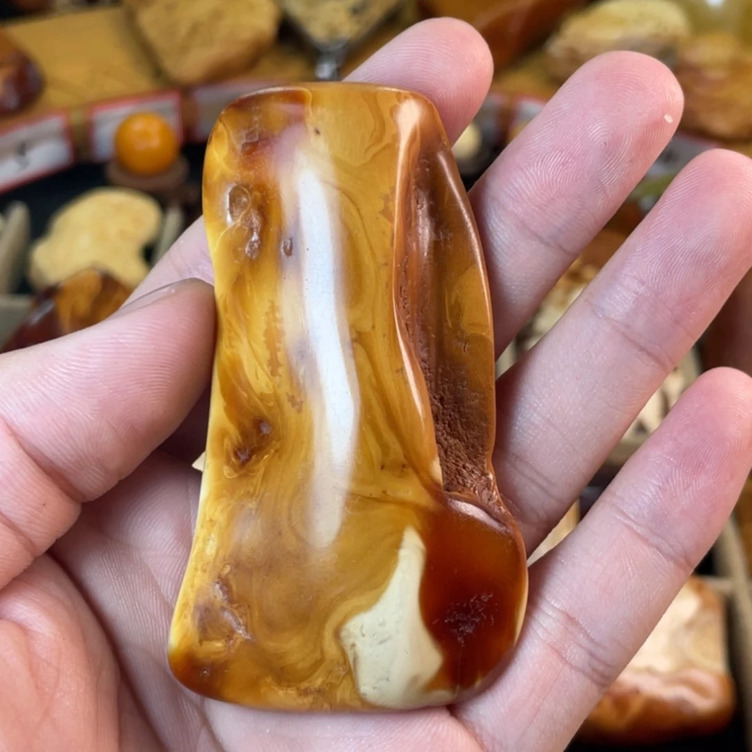 未镶嵌颈饰琥珀天然蜜蜡