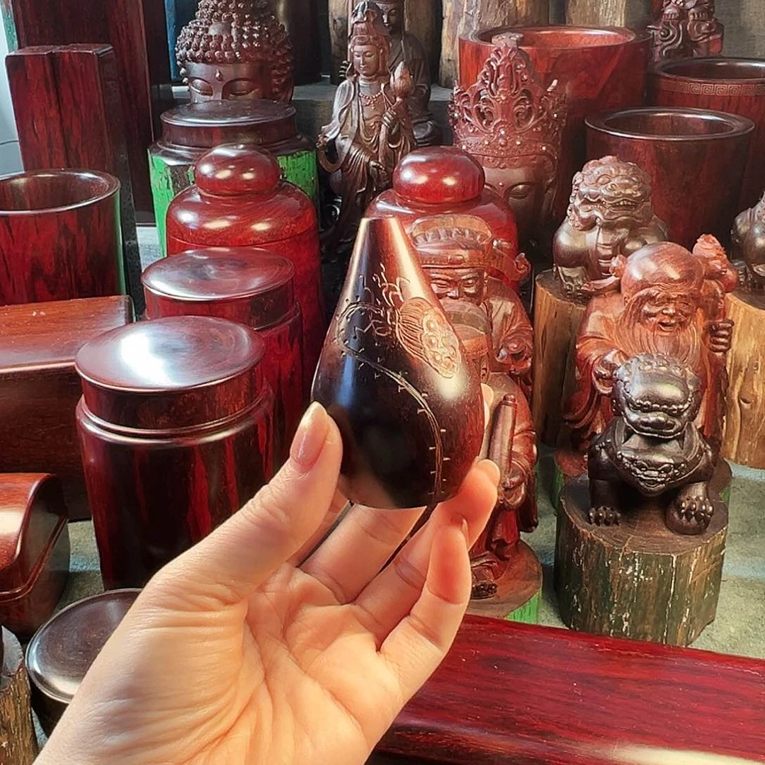 木千****）印度小叶紫檀小瓶子