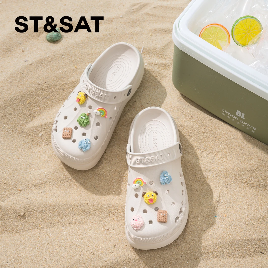 星期六软底洞洞鞋女款2025新款夏季包头踩屎感沙滩鞋防滑厚底凉鞋