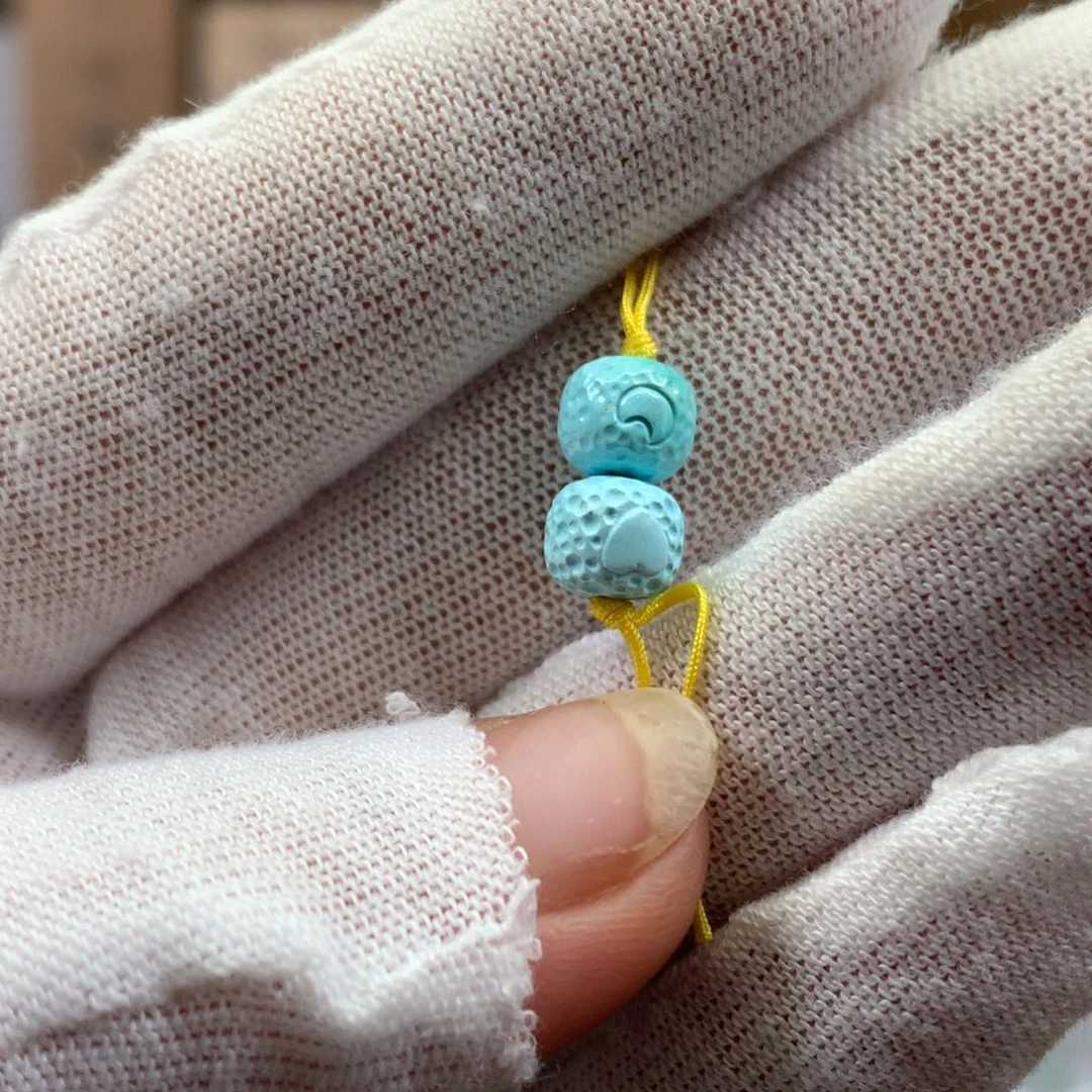 绿松石未镶嵌挂件