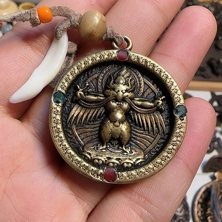 玉***缘拍……………………………………