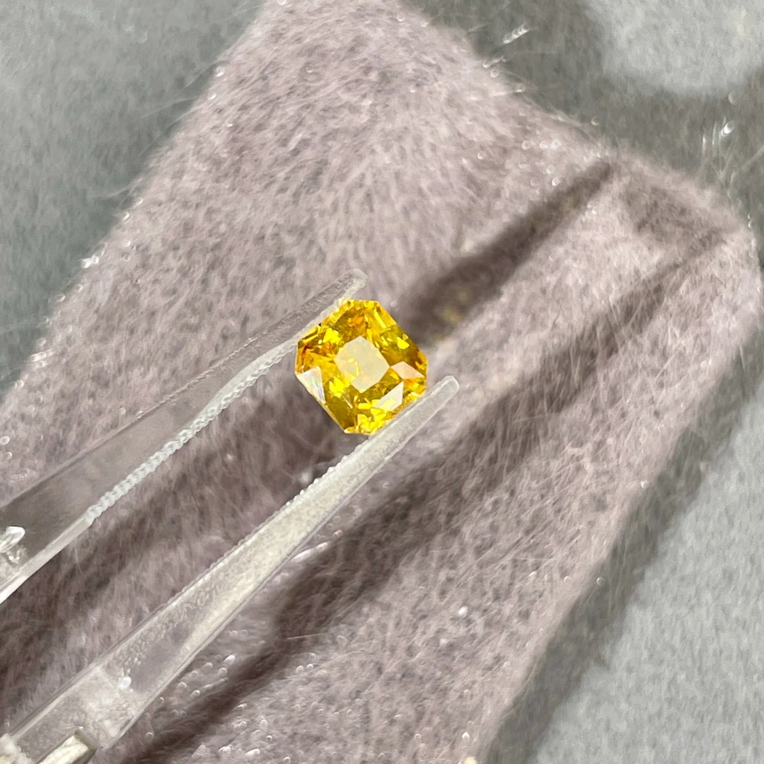 天然藏红花黄色蓝宝石雷迪恩切割1.15ct（0036）
