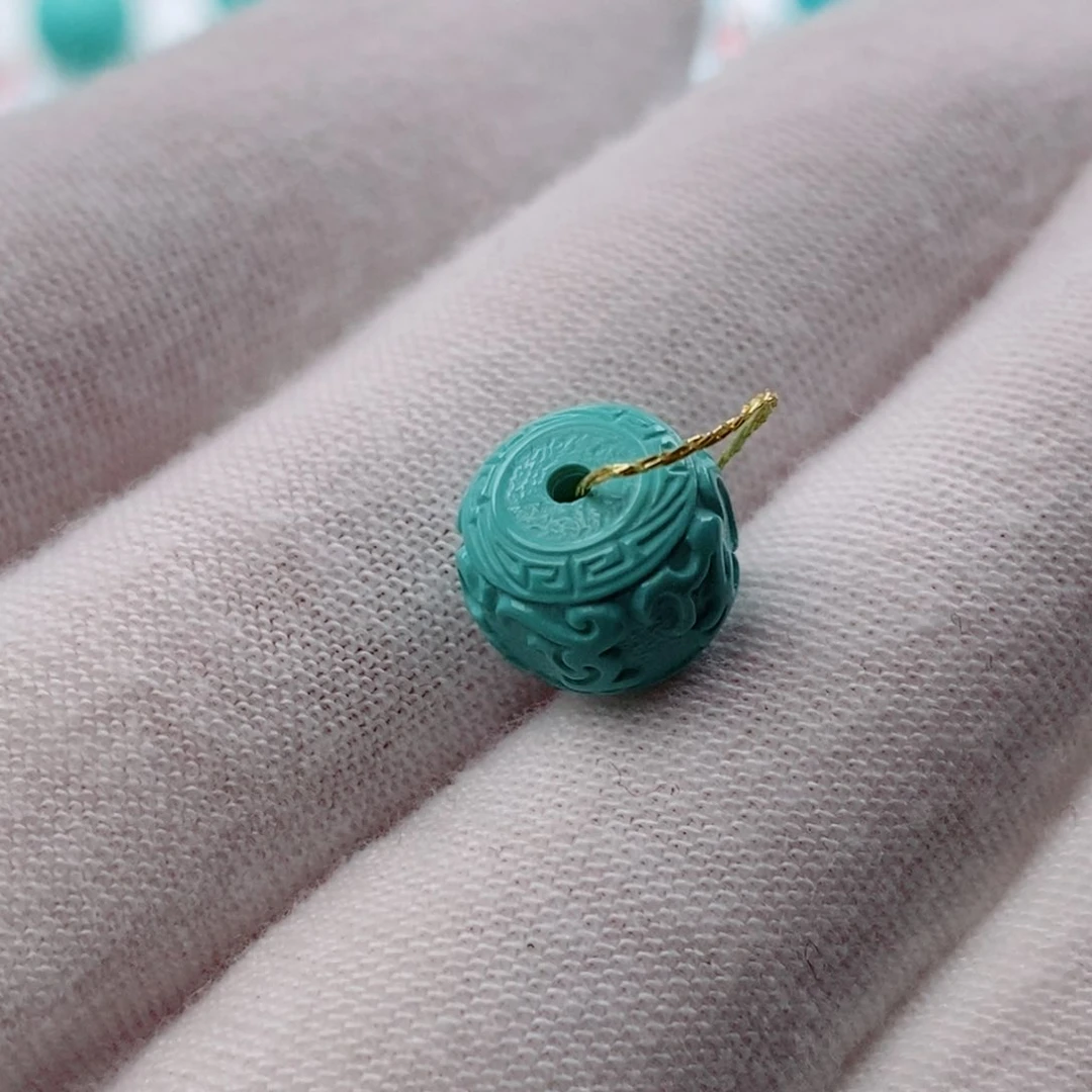 绿松石配饰未镶嵌