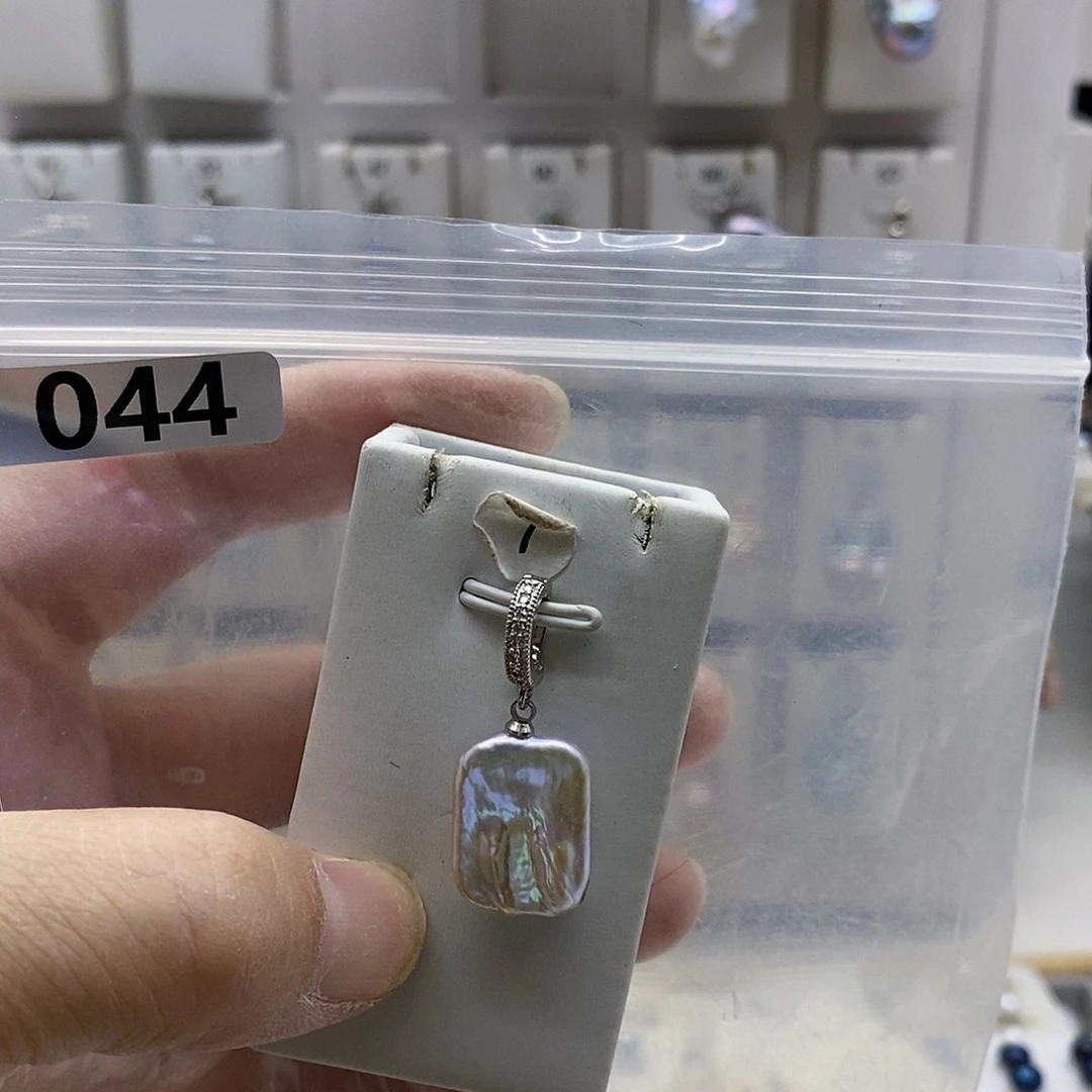 颈饰合金淡水珍珠