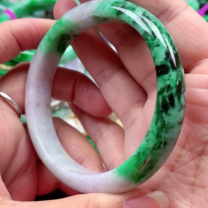 翡翠未镶嵌手镯翡翠