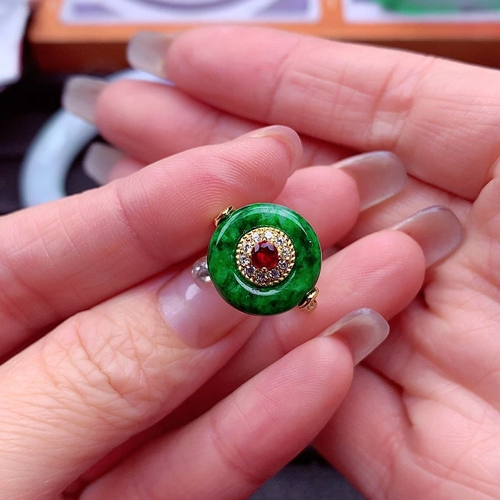 翡翠颈饰银S925镶嵌翡翠