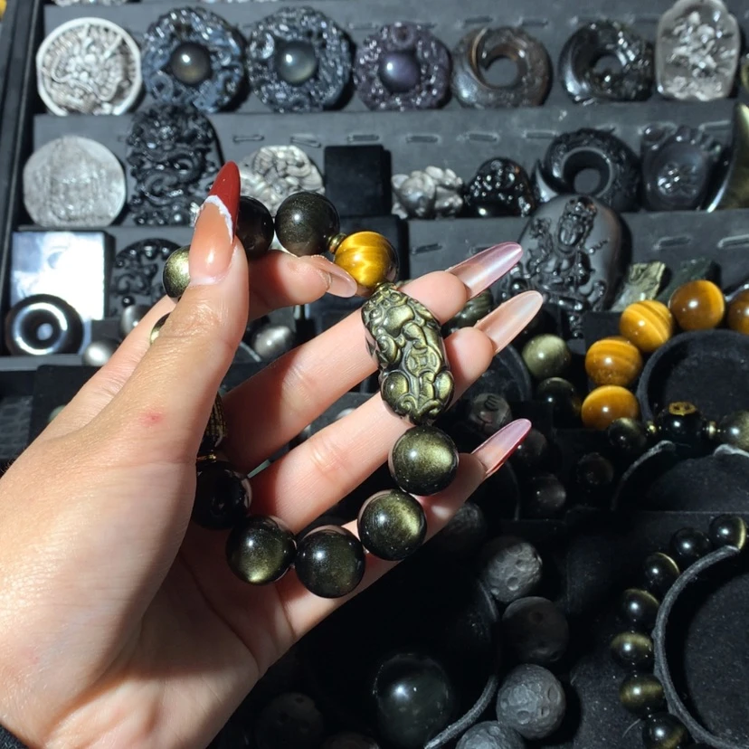 【闪购商品】黑曜岩手链未镶嵌?**U