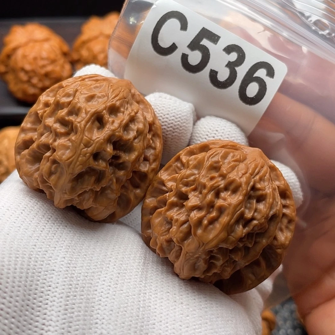 【闪购商品】文玩核桃吊坠C536野狼38