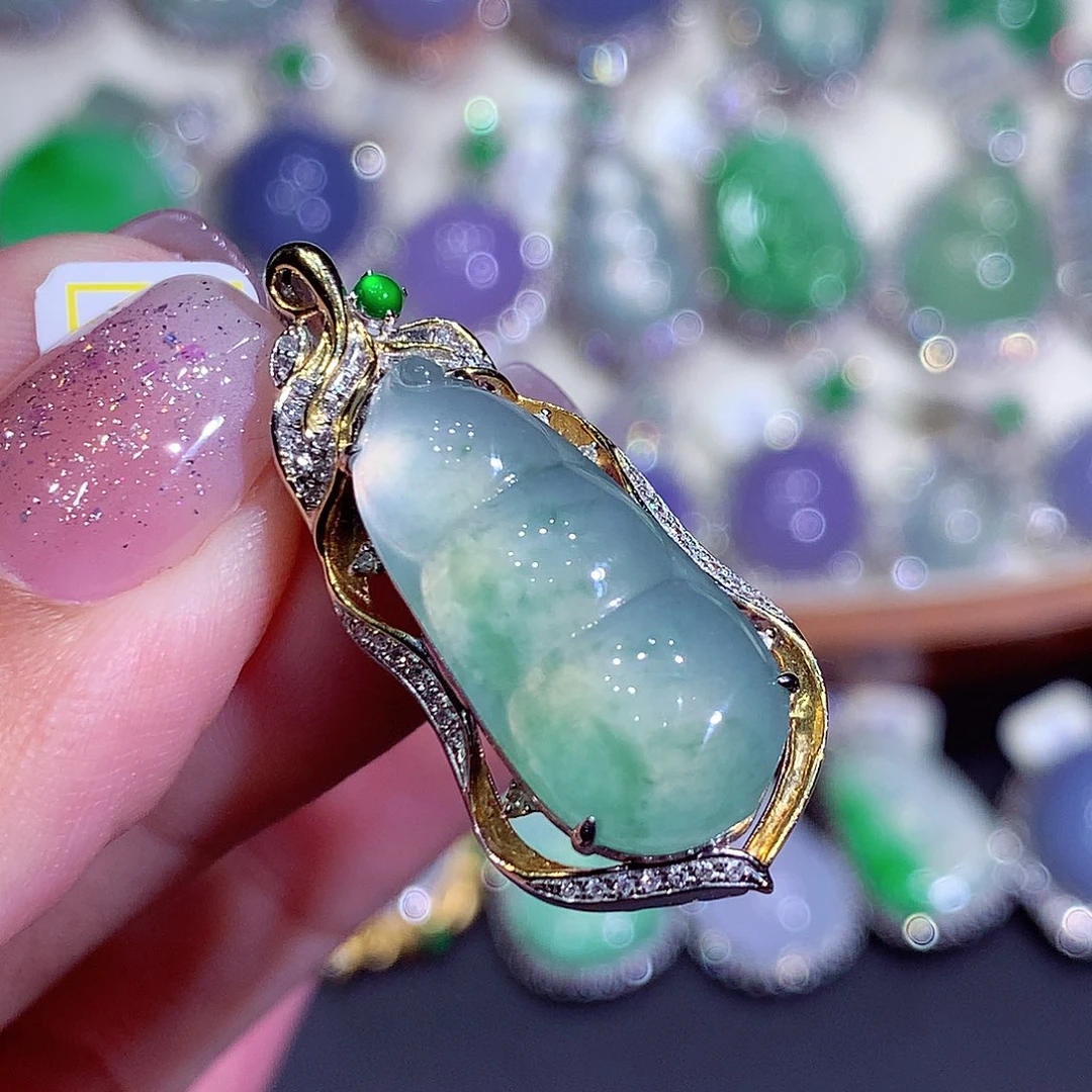 翡翠18K金镶嵌吊坠(不含链)