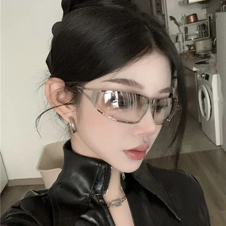 时尚辣妹金属镂空水银色太阳镜科技感欧美风高级拍照凹造型墨镜女
