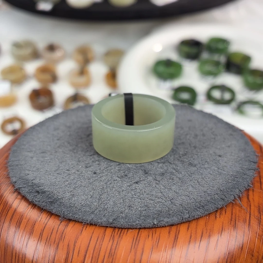 和田玉未镶嵌戒指b35晴水直切19.5不退换