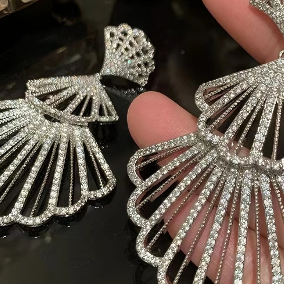 铜合金合成锆石耳饰 A-00690轻奢时尚贝壳设计款耳环百搭