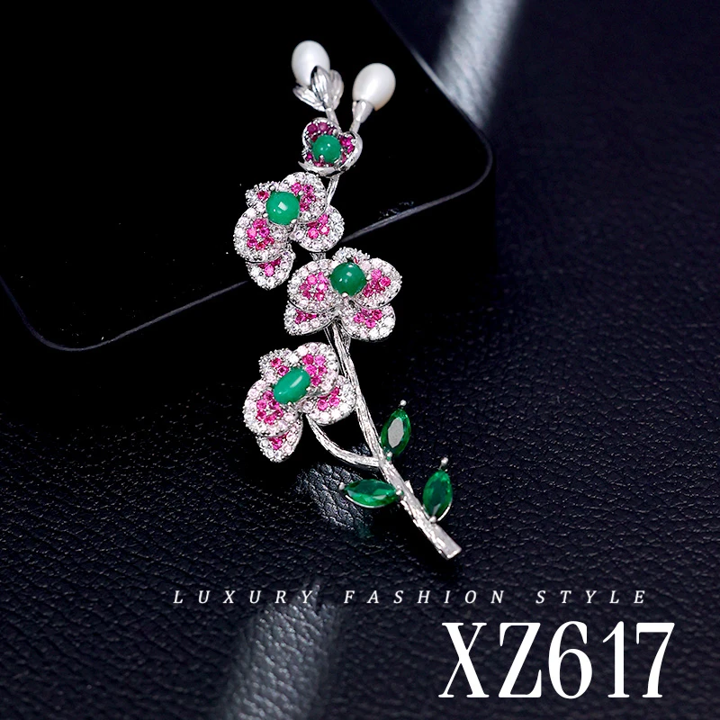 铜合金合成锆石胸针 高档奢华桃花胸针女高级胸花AA041