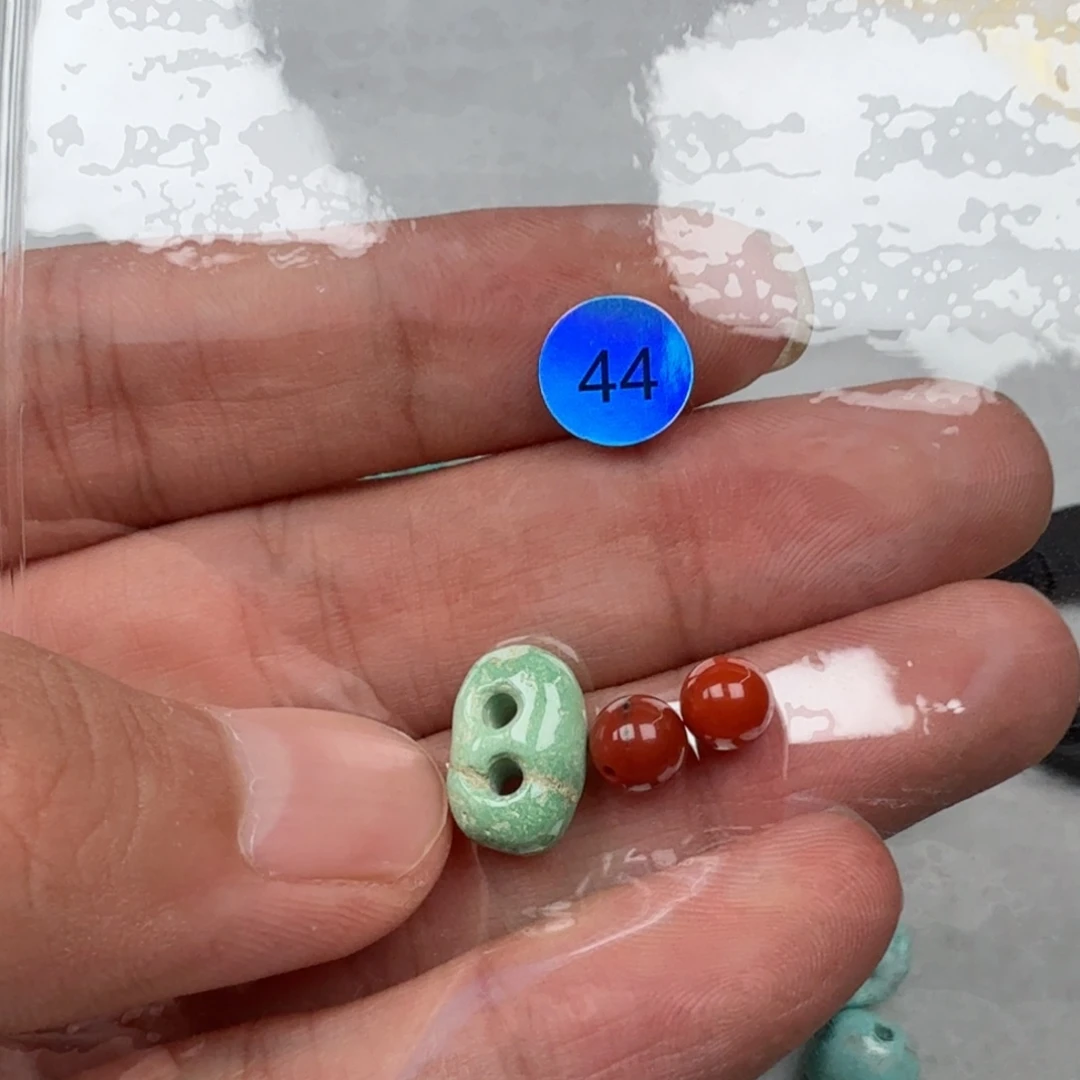 南红玛瑙未镶嵌珠宝奇石