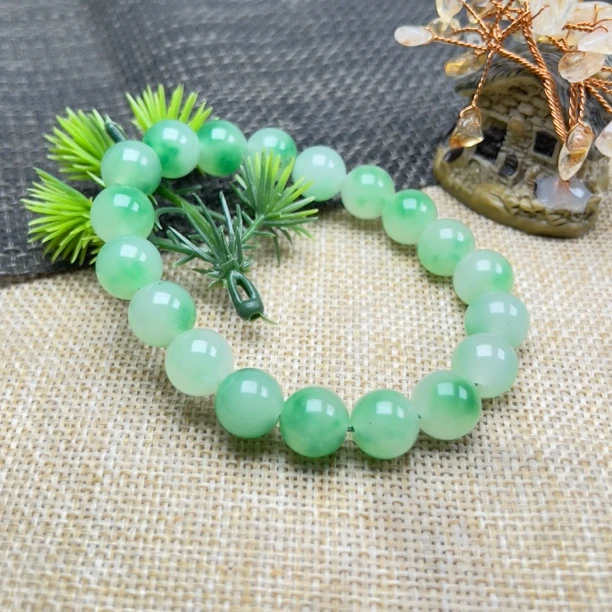 10mm典藏爆款轻奢风冰飘绿手链多样性发一件  FC-278号