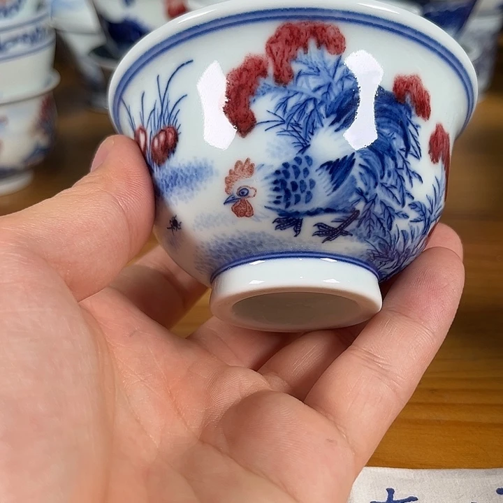 青花釉里红公鸡杯子