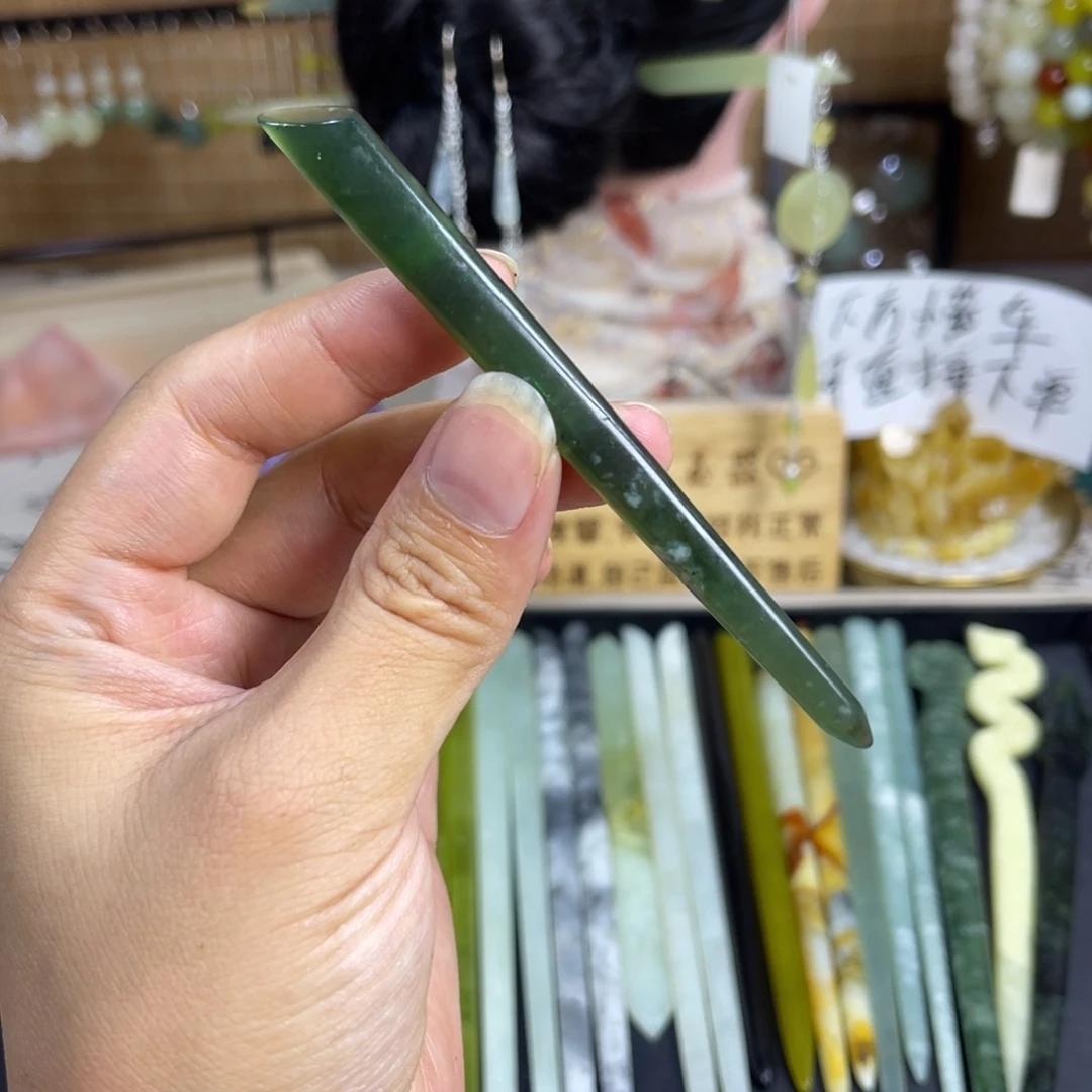 蛇纹石玉未镶嵌发饰