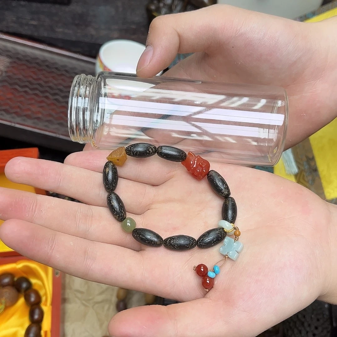 大叶紫檀（黑酸枝木类）