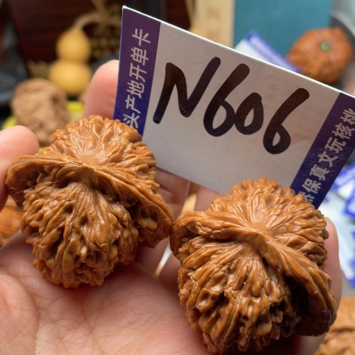 文玩核桃把件四座楼44尺