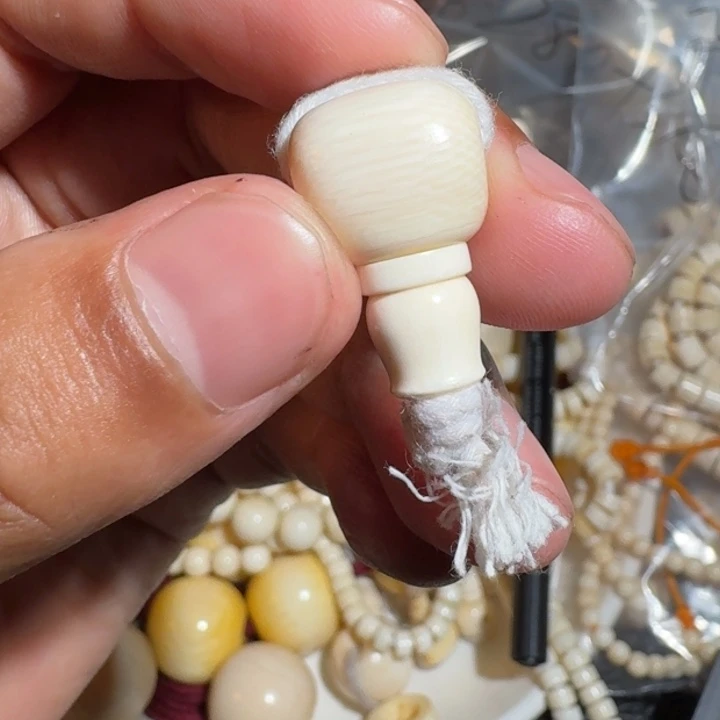 仅***已菩提根/象牙果吊坠