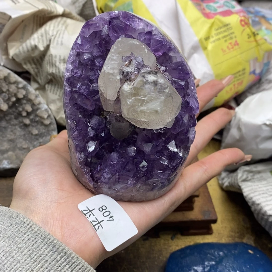 紫晶乌拉圭未镶嵌