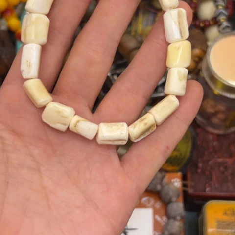轻***茶柏香籽/百香籽吊坠