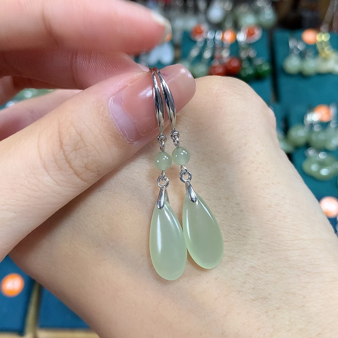 和田玉银S925镶嵌耳饰水滴