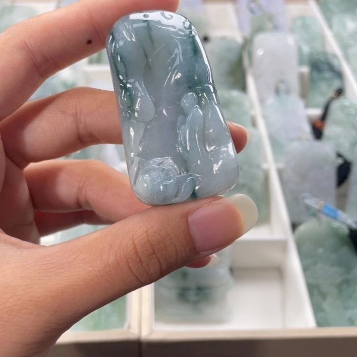 颈饰未镶嵌翡翠翡翠