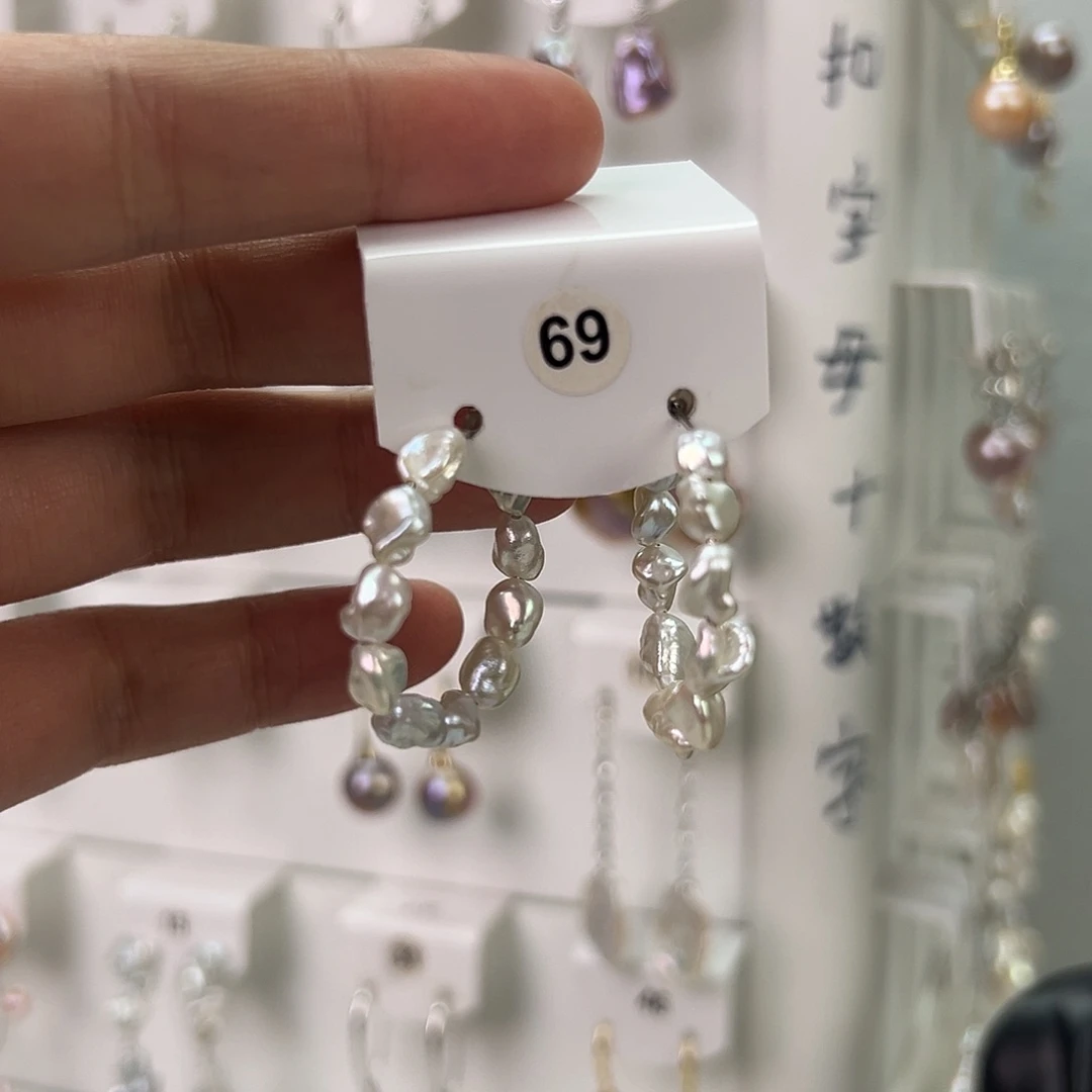 非金属巴洛克花瓣耳饰