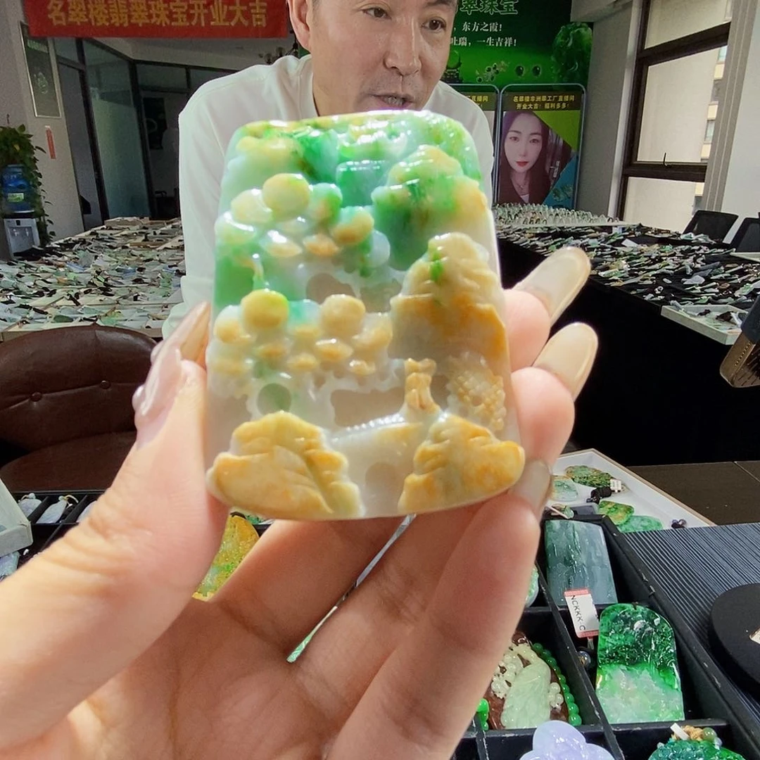 颈饰未镶嵌翡翠翡翠
