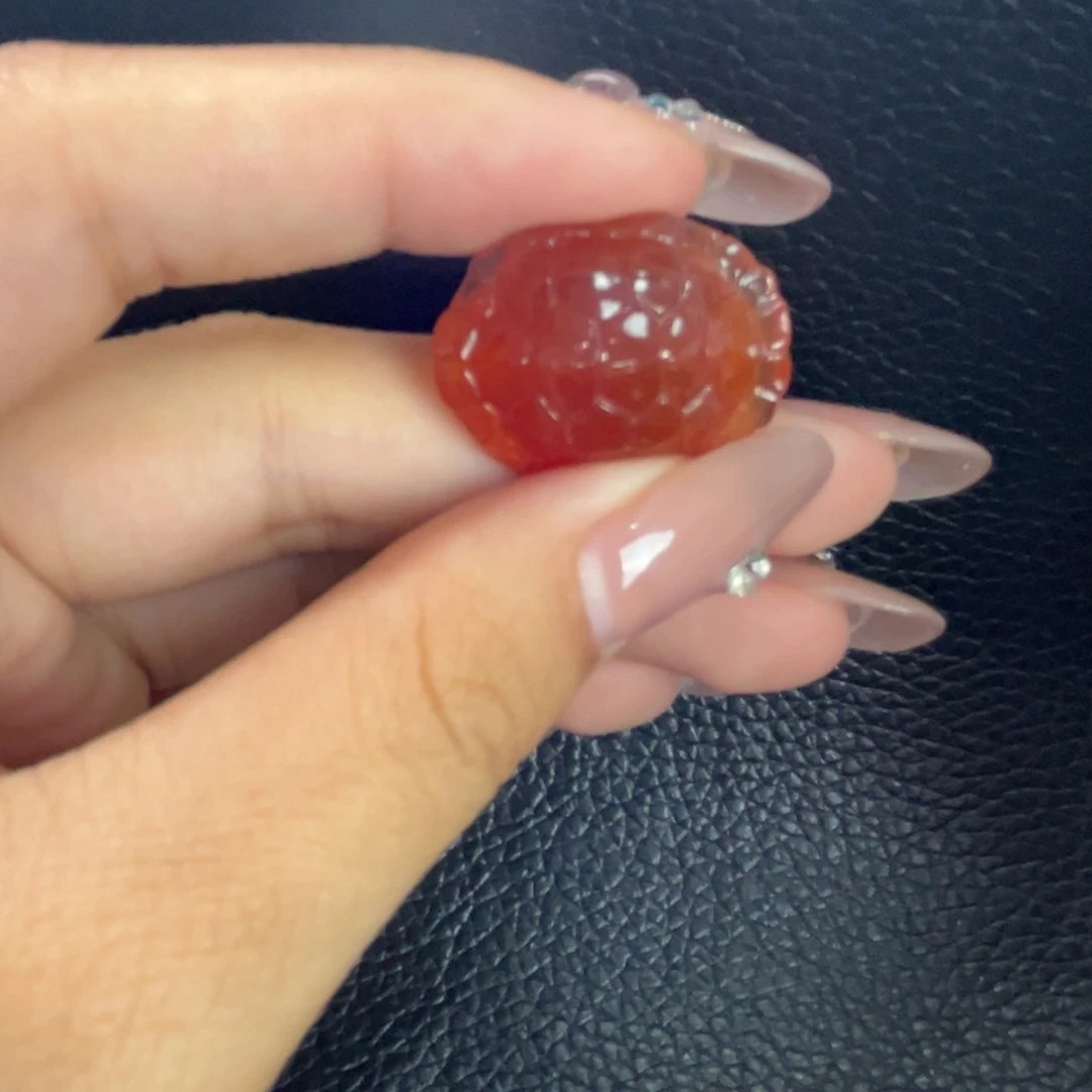 南红玛瑙背云未镶嵌你****！