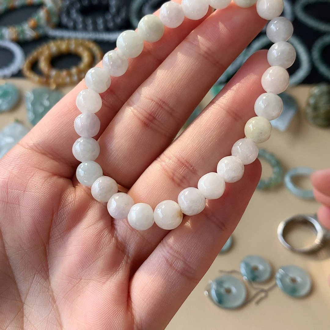 翡翠未镶嵌颈饰手串