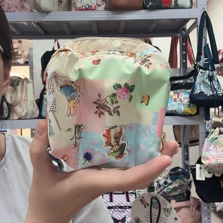 PU箱包收纳箱化妆包等