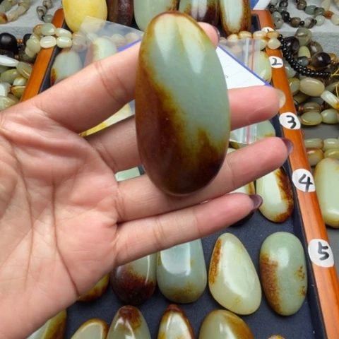 和田玉颈饰未镶嵌逍****社