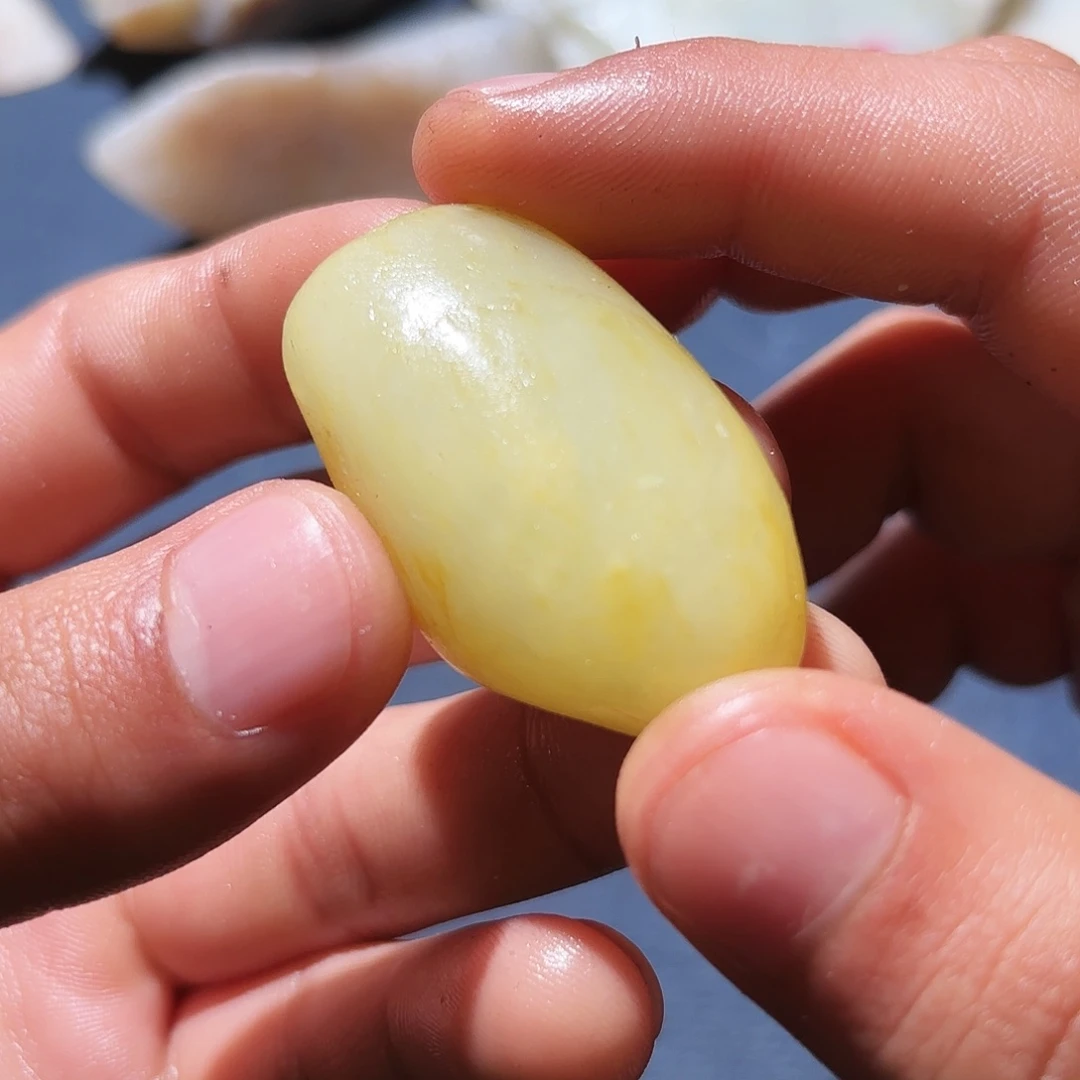 和田玉（糖玉）未镶嵌挂件