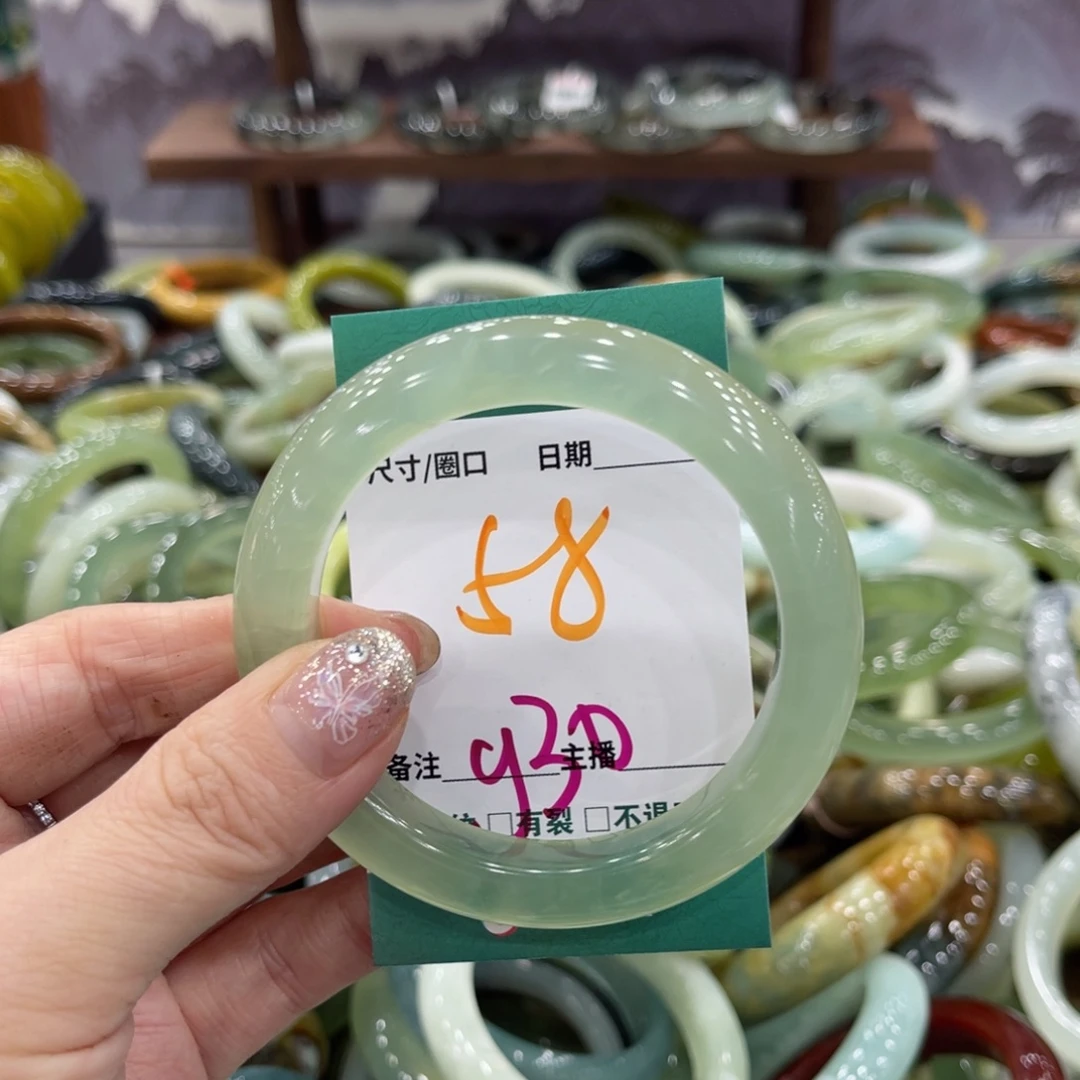 岫玉未镶嵌手镯手镯