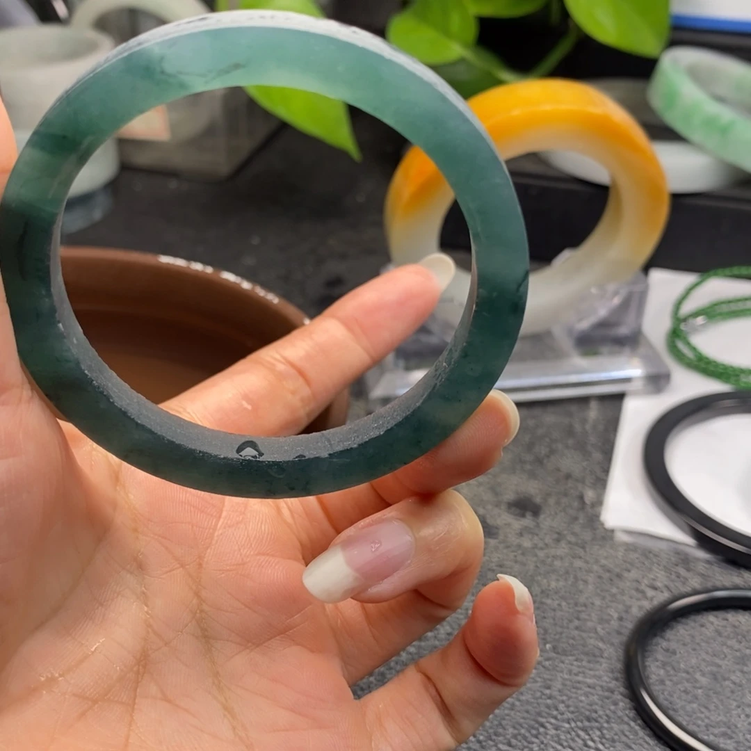 定制翡翠54未镶嵌d**人