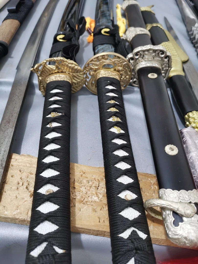 龙泉手工锻打高端定制专拍链接未开刃