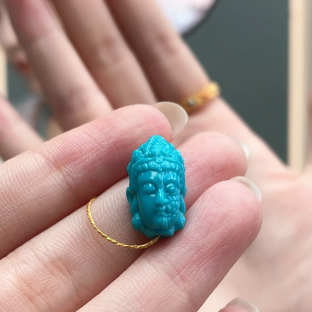 未镶嵌绿松石颈饰