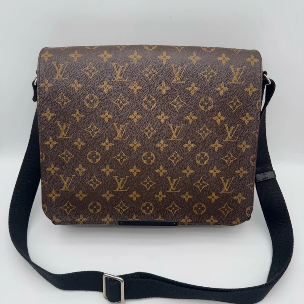 95新 LouisVuitton/路易威登 98新棕老花翻盖邮差包/斜挎包1990