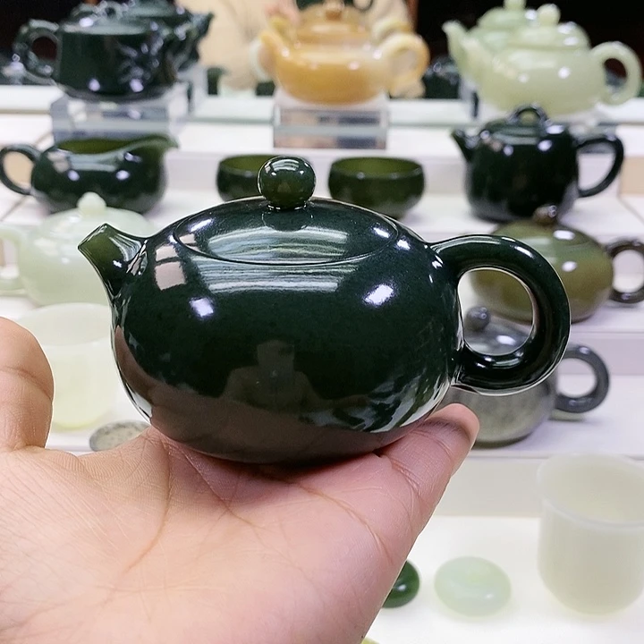 未镶嵌和田玉挂件其**融茶壶