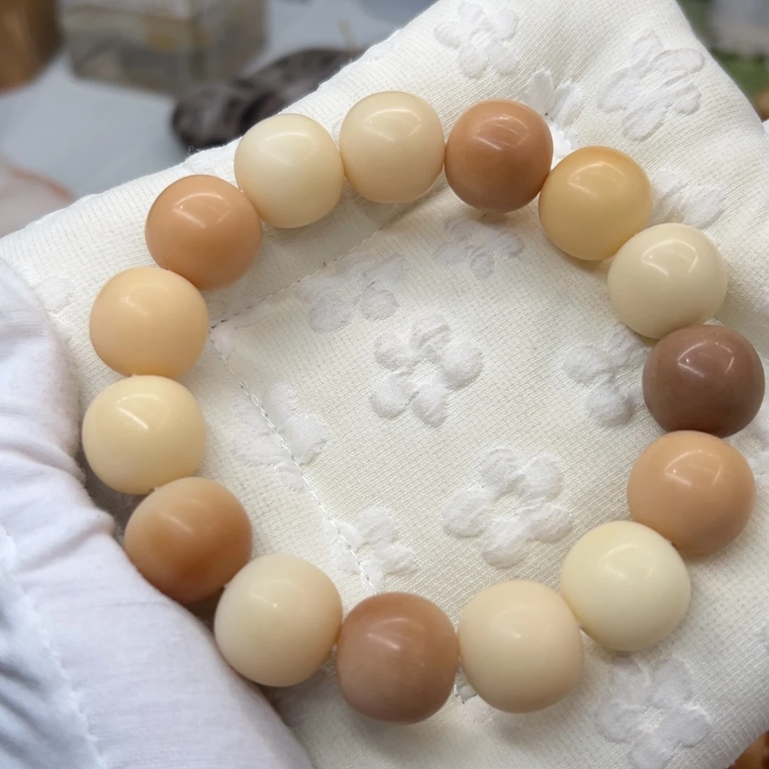 菩提根/象牙果吊坠瑕疵325