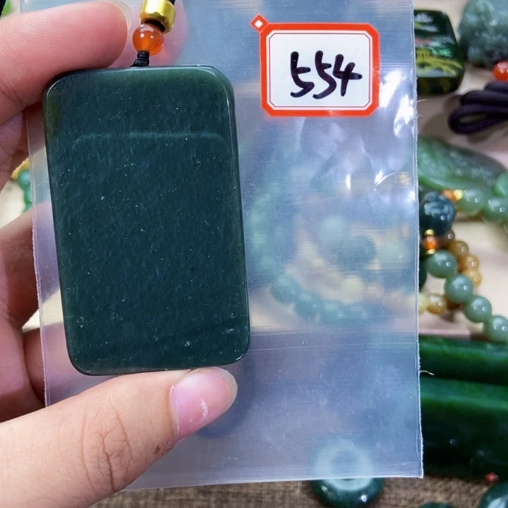 未镶嵌和田玉挂件