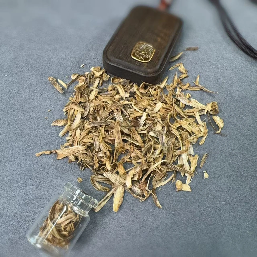 A284沉香文玩吊坠40mm