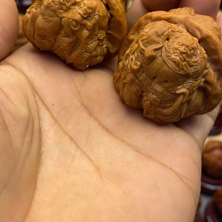 麦***田核桃精工钟馗00000000000