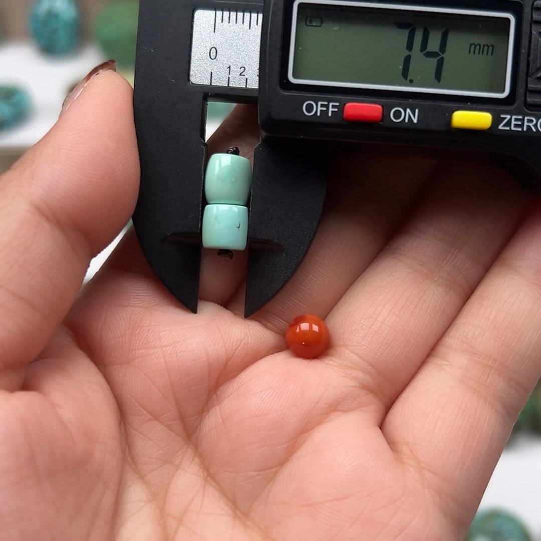 南红玛瑙未镶嵌珠宝奇石