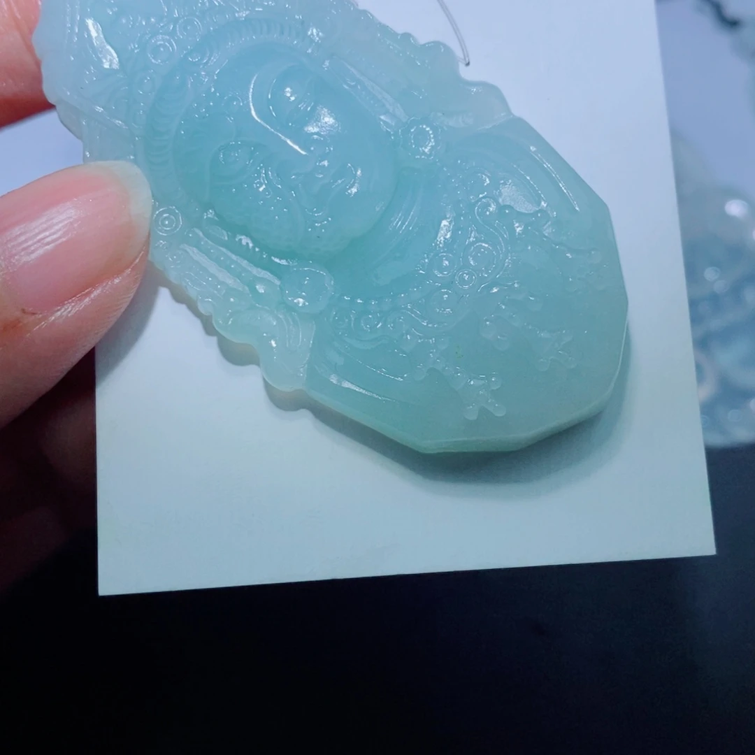 定制翡翠未镶嵌吊坠